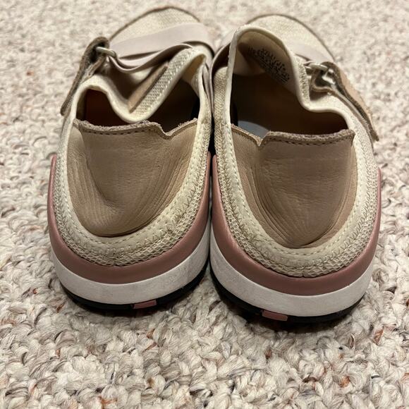 Olukai Womens Mikilua Kako'o Slip on Sneaker Shoes Sz 8.5 Bone Stretch - Picture 3 of 9